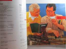 MÄRKLIN HO 1989/90 SV-DK - tuoteluettelo