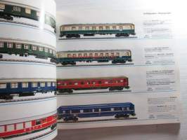 MÄRKLIN HO 1989/90 SV-DK - tuoteluettelo