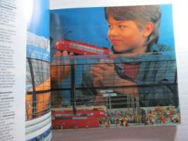 MÄRKLIN HO 1989/90 SV-DK - tuoteluettelo