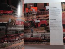 MÄRKLIN Samlat utbud/Samlet program 1993/94 SV-DK - tuoteluettelo