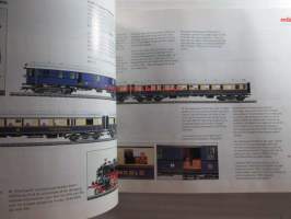 MÄRKLIN Samlat utbud/Samlet program 1993/94 SV-DK - tuoteluettelo
