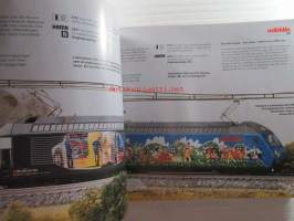 MÄRKLIN Samlat utbud 1995/96 SV - tuoteluettelo