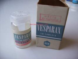 Vesparax   -  tyhjä tablettipakkaus  muovia/pahvia  5x3x3 cm - lääkepakkaus apteekki