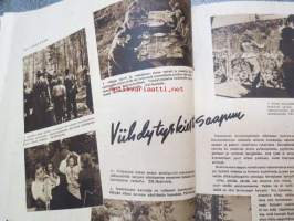 Hopeapeili 1942 nr 8 elokuu, sis. mm. seur. artikkelit / kuvat / mainokset; Kansikuva Havas - Marjat talteen, Lomanviettoa talkootyttönä - Punkaharjun Vaahersalon