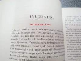 60 år på den farmaceutiska banan -apteekkialan henkilö- ja paikkakuntahistoriaa (mm. Oulu, Tampere, Helsinki)