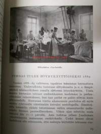 A.B. Juselius Skjortfabrik 1865-1945  -  A.B. Åbo Paraplyfabrik 1885-1845 - två banbrytande företag inom Finlands industriliv