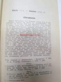 Svenska släkt-kalendern 1914