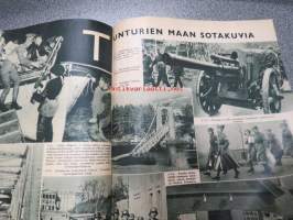 Hakkapeliitta 1940 nr 18, sis. mm. seur. artikkelit / kuvat / mainokset; Kansikuva sankarihautajaiset, Karjalaisten kokous, Pilvestä pudonneiden historiaa, Tahko -