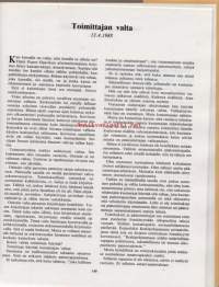 Pentti Pulakka - Kolumnistin vuosikymmenet. 1990.                                        &quot;Pulakka oli kirjoittava päätoimittaja, yksi Suomen tuotteliaimpia.