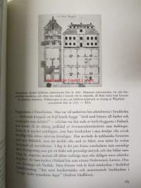 Med byggare i 800 år