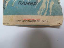 Pamir - Glavkonditer fabrika &quot;Krasnij Oktjabr&quot; (Makeistehdas Punainen lokakuu) - Moskva -karamellipaperi / makeiskääre