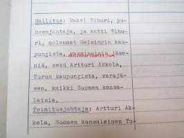 Wihuri-Yhtymä Oy - Aarnio Osakeyhtiö Turku, lyhennysote ilmoituksista kaupparekisteriin 7.9.1956, mainitaan Rakel Justina Aarnio-Wihuri, prokuristi Olga Maria