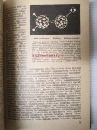 Demokraattisen kansan kalenteri 1958 - Artikkelit Maksim Gorkin tie suomalaisiin sydämiin, Arvo Turtiainen Punakaarti 1918, Luokkasota ja Suomen itsenäisyys,