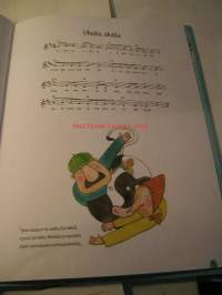 kiekkumaralla  kansanlauluja lapsille+ cd