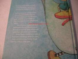 kiekkumaralla  kansanlauluja lapsille+ cd