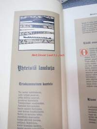 Juhla-Kanteletar, omassa kotelossaan, kuvitus Akseli Gallen-Kallela
