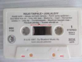 Reijo Taipale - 26 Tanssihittiä BBK 1133 -C-kasetti