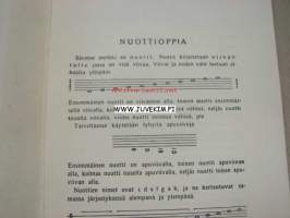 Lyhyt musiikinopas