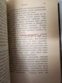 Krestyn ristikkojen takaa - Kuvauksia Pietarin vankiloista