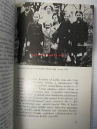 Otto Wille Kuusinen - Poliittinen elämäkerta