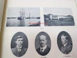 1.1.1916 - Kuvakokoelma, jonka taiteellisen loistopainoksen... Hackman &amp; C:o virkailijat tammikuun 1 päivänä 1916 antoivat kauppaneuvos W. Hackmanille