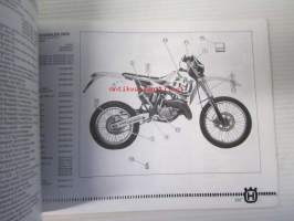 Husqvarna WR, CR 125/99 Owner&#039;s manual -omistajan käsikirja