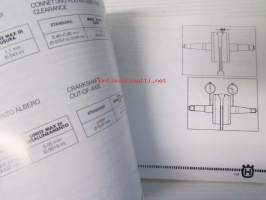 Husqvarna WR, CR 125/99 Owner&#039;s manual -omistajan käsikirja