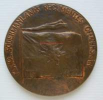 Kungliga Södermanlands Regementes Officerskår,   mitali 60 mm  (sign) ,   taidemitali