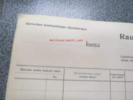 Rautatievaunuja odottavia siirtolaisia ...pnä ....kuuta 194... - tyhjä lomake, Luettelo S.V. 70