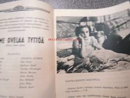 Kolme ovelaa tyttöä - Tre smarta flickor, ohjaus Henry Koster, pääosissa Deanna Durbin, Nan Gray, Barbara Read, Charles Winninger, Binnie Barnes, Alice Brady,