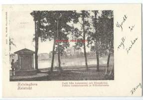 Helsinki  Kaisaniemi ja Eläintarha  -  paikkakuntapostikortti kulkenut 1901