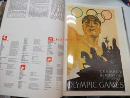 De Olympiske Lekers historia i tretten plakater 1912-1968 -Olympiakisojen julisteet jäljennöksinä (irtonaiset sellofaanilehden alla), julisteet kokoa 25 x 35 cm.