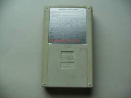 Hanimex BC900B Electronic Calculator vuodelta 1975 alkuperäisessä kotelossa, toimii  neljällä AA-paristolla ( ei kuulu toimitukseen) - taskulaskin 14x9x2,5 cm