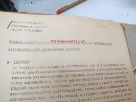 Sotakorkeakoulu 1960-luvun alkupuolen kurssimateriaalia noin 20 kansiollista - Kapteeni Mäki