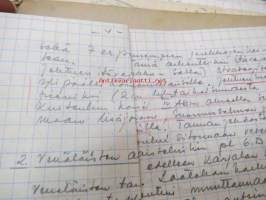 Sotakorkeakoulu 1960-luvun alkupuolen kurssimateriaalia noin 20 kansiollista - Kapteeni Mäki