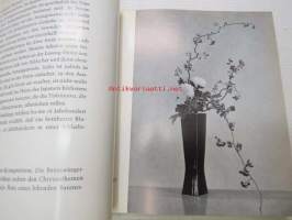 Japanische Blumenkunst