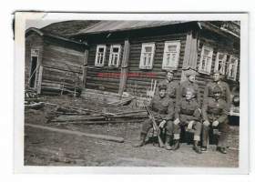 Pisarin sotakesä 1941  - valokuva 6x9 cm