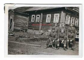 Pisarin sotakesä 1941  - valokuva 6x9 cm