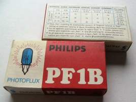 Philips Photolux PF1B salamavalolamppuja 5 kpl:n avaamaton täysi tuotepakkaus