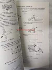 Echo chain saw CS-4500 Operator&#039;s manual -käyttäjän käsikirja ja varaosaluettelo