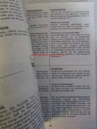 Suzuki RG250W Handbok/ Handleiding/ Fahrerhandbuch/ Manuel D&#039;entretien moottoripyrörä -käsikirja