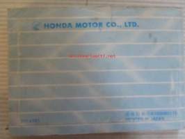 Honda CM400T Owner&#039;s manual -omistajan käsikirja