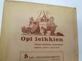 Opi leikkien palapeli S2-peli sanaluokkaharjoitus (48 palasta, Kertomus - Koiranpennut - laatinut Inkeri Laurinen - kuvitus Rudolf Koivu - kuori ja kannet Martta