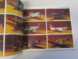 Hasegawa catalogue 1981 - Kit guide -pienoismallikuvasto