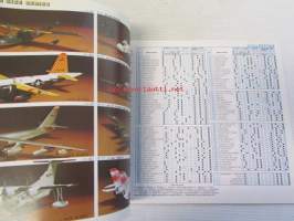 Hasegawa catalogue 1979  -pienoismallikuvasto
