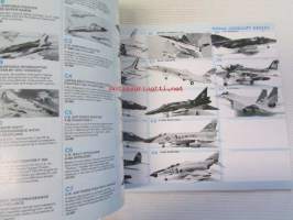 Hasegawa catalogue 1979  -pienoismallikuvasto