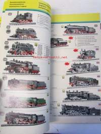 Minitrix 1973-74 takakannessa on 4 postikorttia ja erillinen hinnasto -pienoismallikuvasto