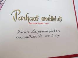 Yrjö Sirolan Säätiö -adressikannet + onnittelulehti Turun Tupakkatyöläisten am. os. 31 ry:lle