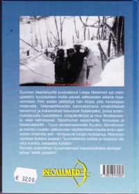 Sotakirja, 2006.  Merisotilas jalkaväen saappaissa.