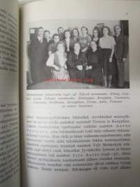 50-vuotias Haapamäen yhteiskoulu - Muistojulkaisu koulun vaiheista 1907-1957